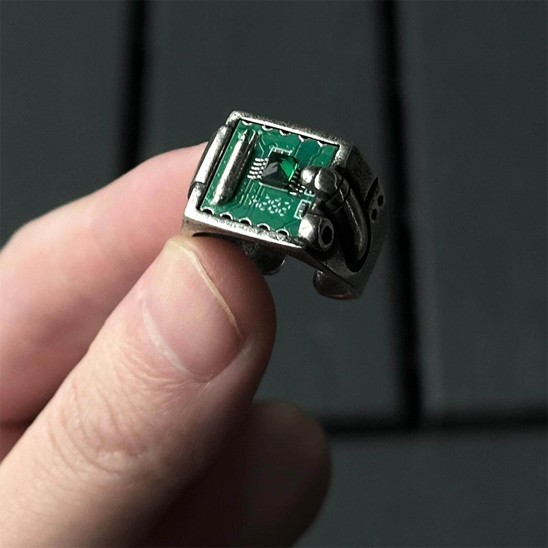 เครื่องประดับแหวนลาย PCB ที่ได - Tech Inspired Accessories บทวิจารณ์และราคา